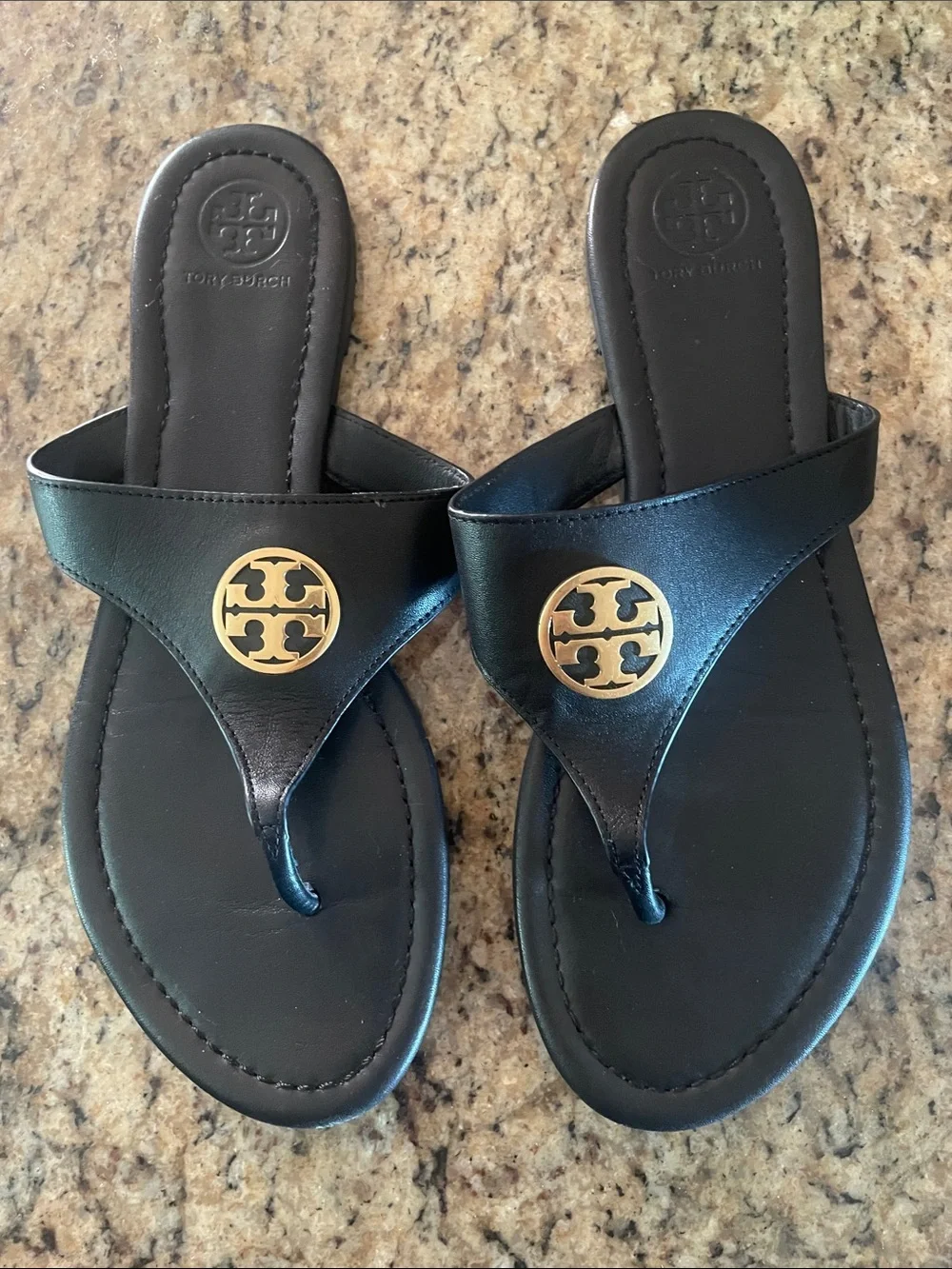 Tory Burch Benton flat Black Leather Sandal with Gold Logo Medallion luxury
